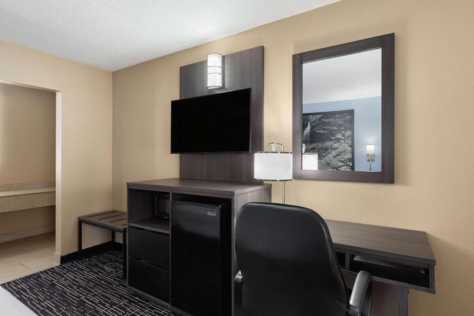 Super 8 By Wyndham Paducah I-24 Exit 4 Hotel Buitenkant foto
