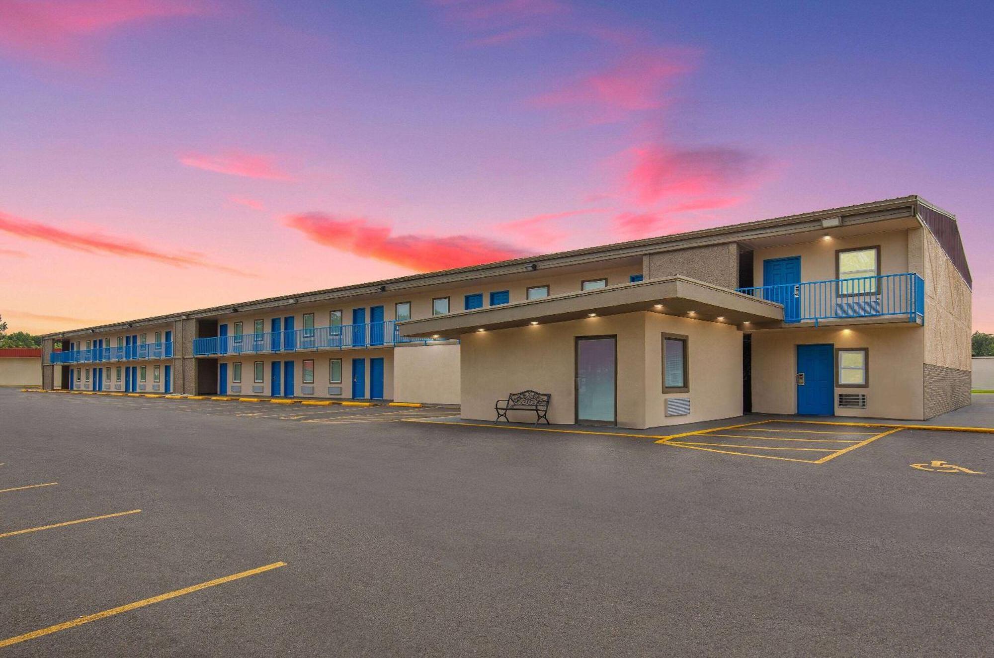 Super 8 By Wyndham Paducah I-24 Exit 4 Hotel Buitenkant foto